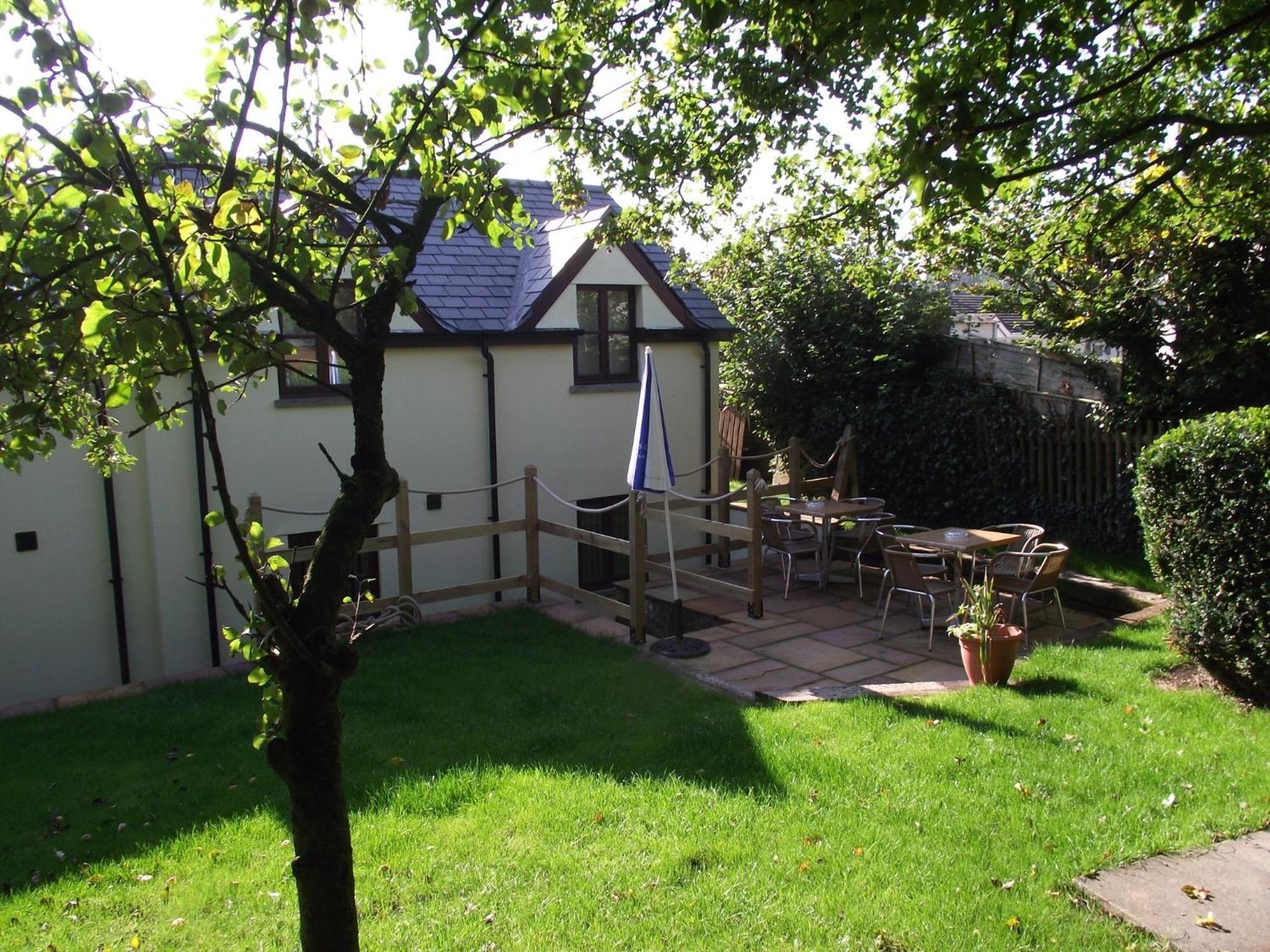 Carpenters Cottages Llanishen Exteriör bild